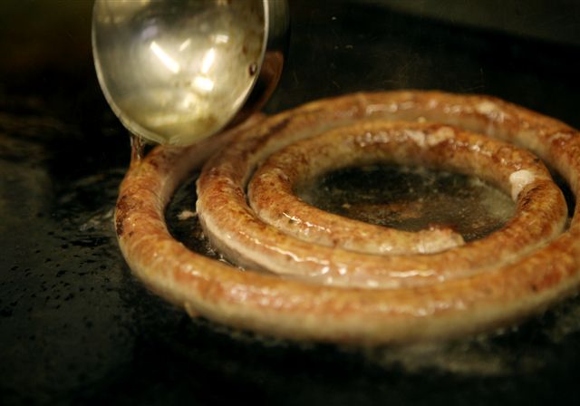 bratwurst wird gebraten