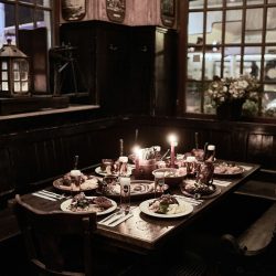 Festtafel im Haxenhaus