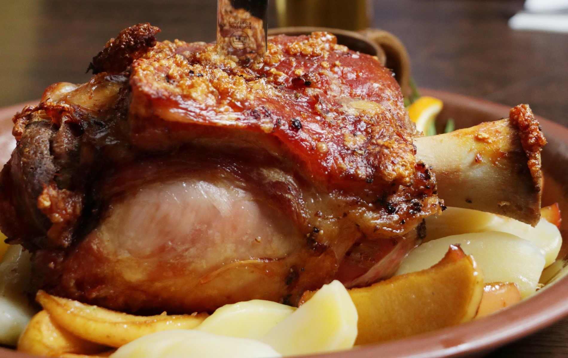 Schweinshaxe Herzog im Haxenhaus